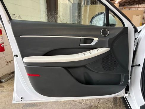 Used 2025 Hyundai Sonata SEL image 19