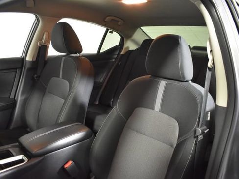 Certified 2025 Nissan Sentra SV image 13