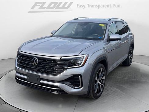 Used 2025 Volkswagen Atlas SEL Premium R-Line AWD/4WD image 3