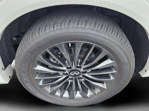 Certified 2024 INFINITI QX80 Sensory w/ All-Season Package image 37