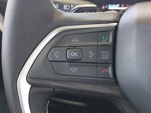 New 2025 Jeep Grand Cherokee Limited image 27