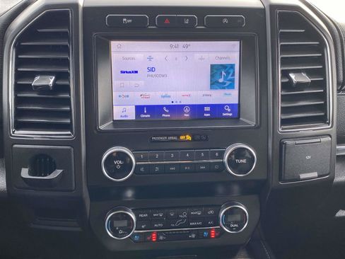 Used 2020 Ford Expedition Limited image 26