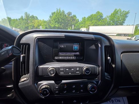 Used 2014 Chevrolet Silverado 1500 W/T RWD image 12