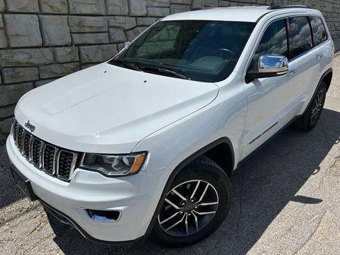 Certified 2019 Jeep Grand Cherokee Limited AWD/4WD image 1