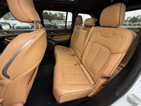 Used 2022 Jeep Grand Cherokee Summit w/ Luxury Tech Group V image 30