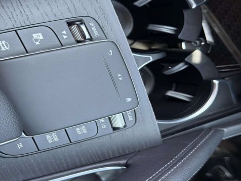 Used 2021 Mercedes-Benz GLE 450 4MATIC image 28