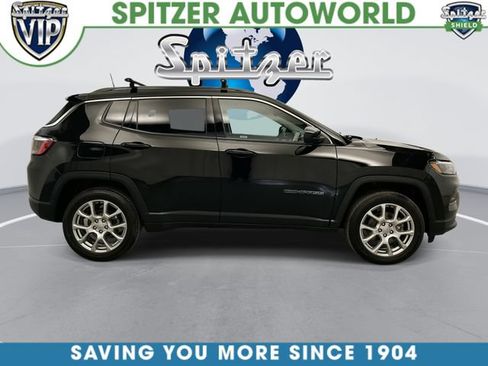 Used 2022 Jeep Compass Latitude AWD/4WD image 12
