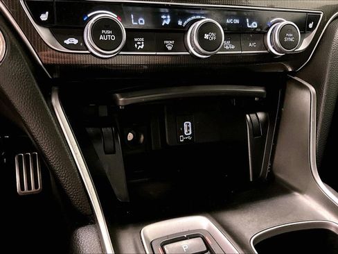 Used 2020 Honda Accord Sport image 16