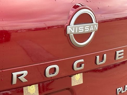 New 2026 Nissan Rogue Platinum image 8