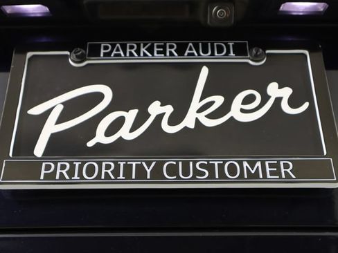 Used 2022 BMW X5 M50i w/ Parking Assistance Package AWD/4WD image 25