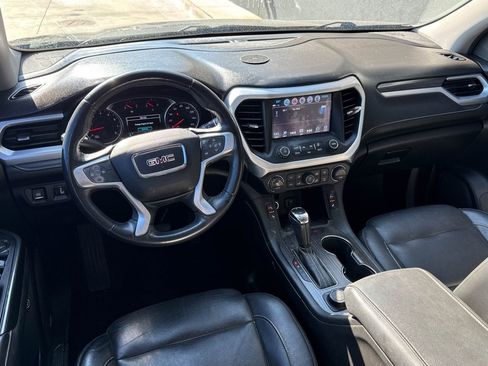 Used 2019 GMC Acadia SLT image 2