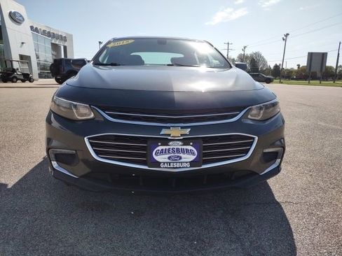 Used 2018 Chevrolet Malibu LT FWD image 9