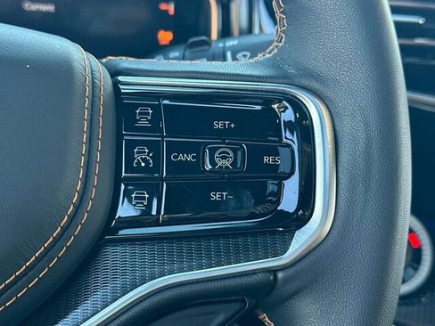 Used 2024 Jeep Grand Wagoneer Series III w/ Rear Seat Video Group 1 image 33