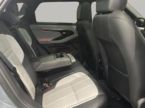 Used 2023 Land Rover Range Rover Evoque R-Dynamic SE AWD/4WD image 18
