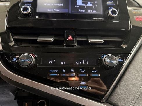 Used 2024 Toyota Camry SE image 22