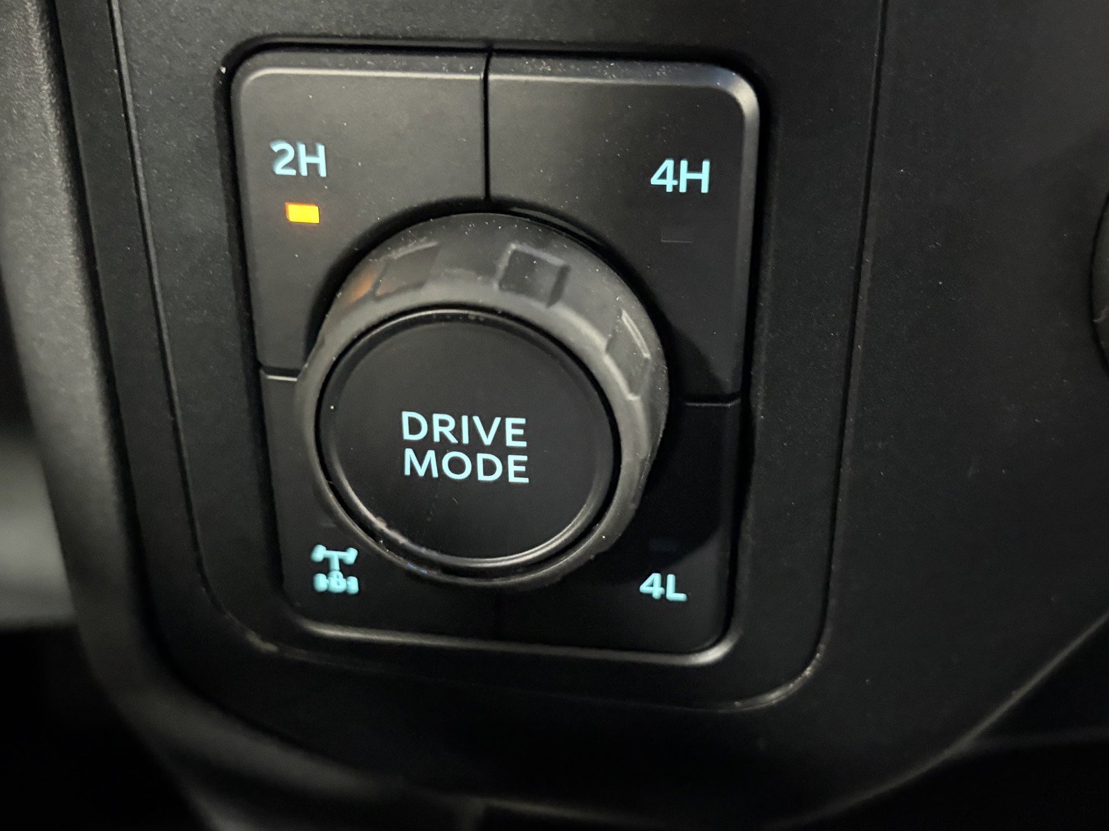 Used 2023 Ford F250 XL w/ Snow Plow Prep Package AWD/4WD image 15