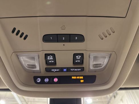 Used 2019 GMC Acadia Denali w/ Technology Package image 37