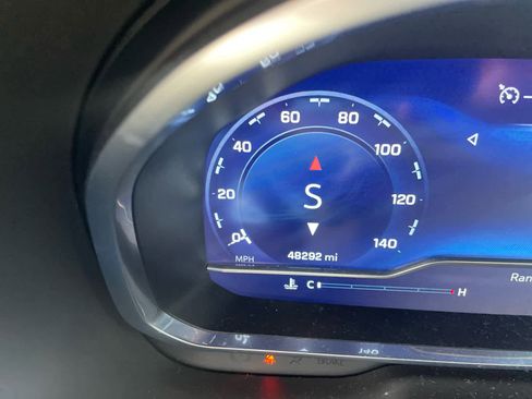 Used 2023 Chevrolet Tahoe Premier image 4