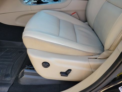 Used 2019 Jeep Grand Cherokee Limited AWD/4WD image 11
