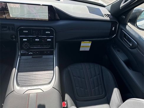 New 2025 Nissan Armada PRO-4X image 17