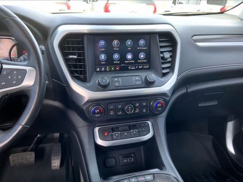 Used 2021 GMC Acadia SLT w/ Elevation Edition image 7