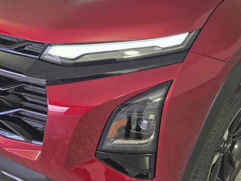 New 2026 Chevrolet Equinox RS w/ Convenience Package III FWD image 11