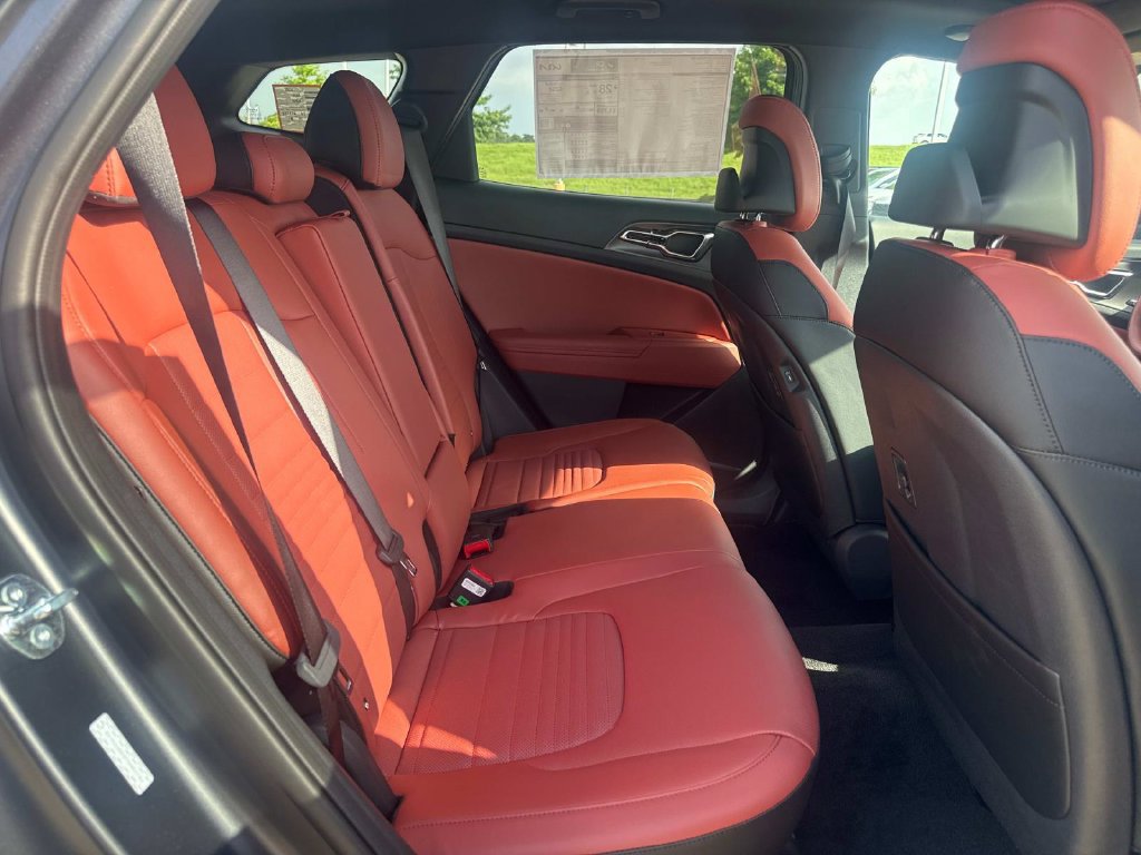 New 2026 Kia Sportage SX FWD image 10
