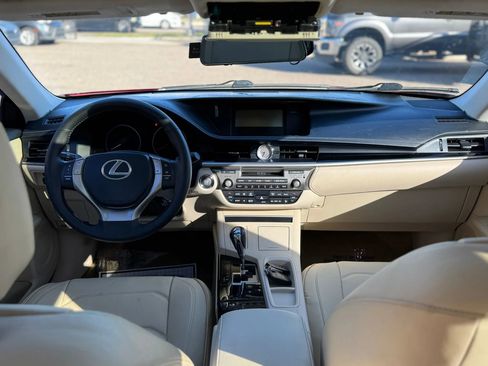 Used 2014 Lexus ES 350 ES 350 Sedan 4D image 13