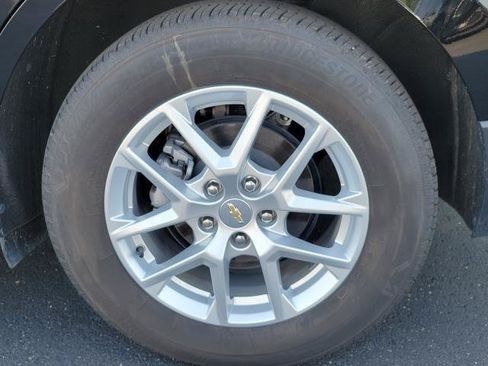 Used 2024 Chevrolet Equinox LT w/ LPO, Floor Liner Package AWD/4WD image 5