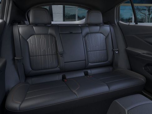 New 2025 Buick Envista Avenir image 42