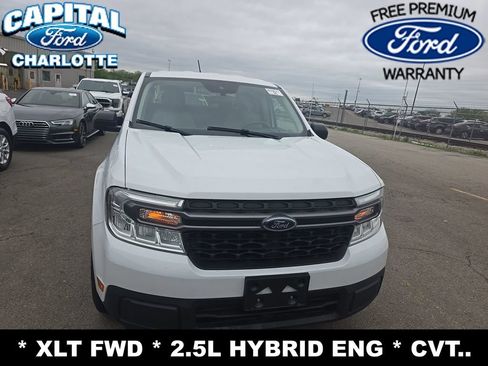 Used 2023 Ford Maverick XLT FWD image 2