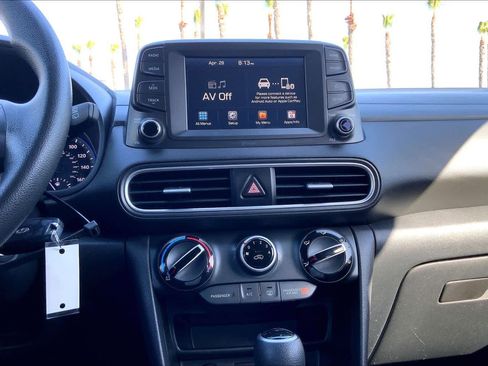 Used 2019 Hyundai Kona SE FWD image 33