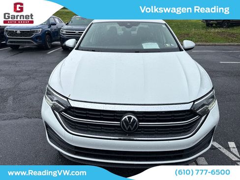 Used 2024 Volkswagen Jetta S FWD image 9