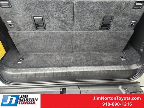 Used 2016 Lexus GX 460 w/ Navigation Package AWD/4WD image 34