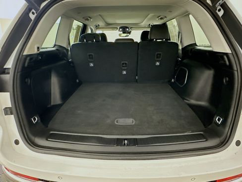 Used 2022 Jeep Grand Cherokee Limited 4xe image 29