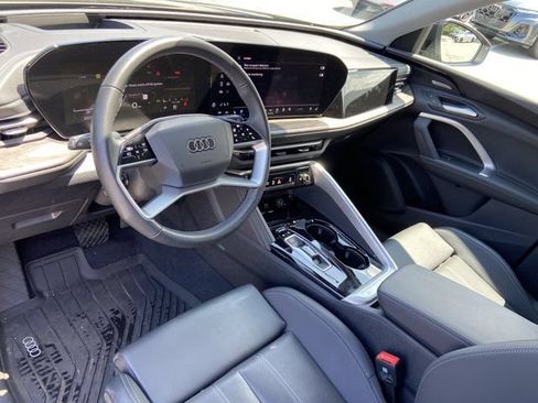 Used 2025 Audi Q5 Premium Plus AWD/4WD image 23