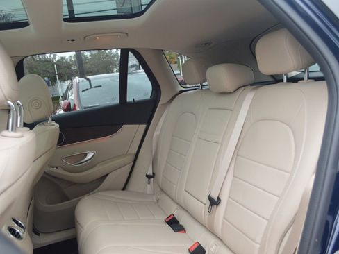 Certified 2022 Mercedes-Benz GLC 300 4MATIC image 29