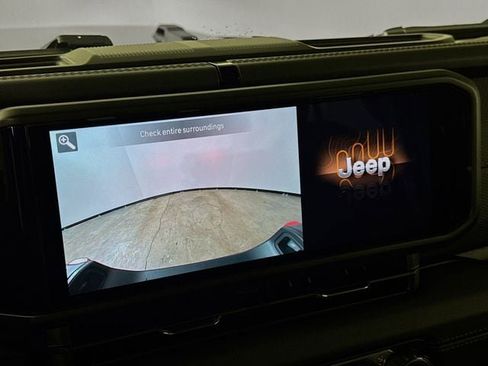 New 2026 Jeep Gladiator Rubicon w/ Safety Group image 16