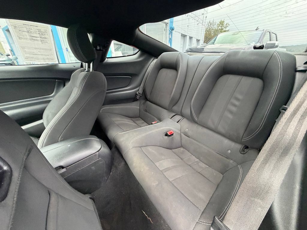 Used 2019 Ford Mustang GT w/ GT Performance Package RWD image 10