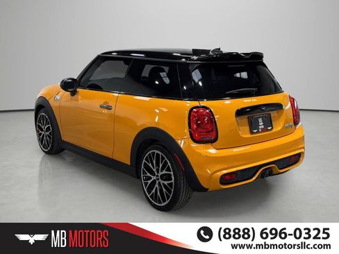 Used 2014 MINI Cooper S FWD image 5