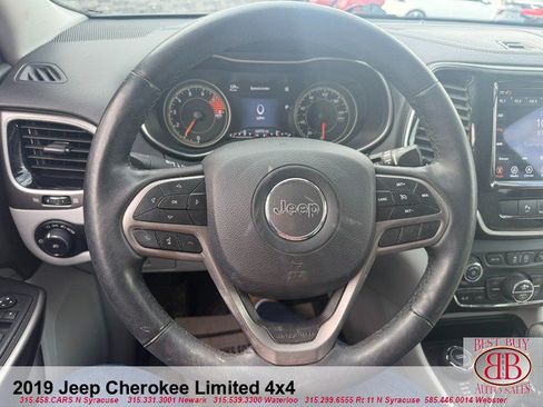 Used 2019 Jeep Cherokee Limited AWD/4WD image 14