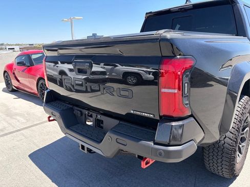 Used 2025 Toyota Tacoma TRD Pro AWD/4WD image 4