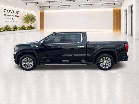Used 2025 GMC Sierra 1500 Denali w/ Technology Package AWD/4WD image 6