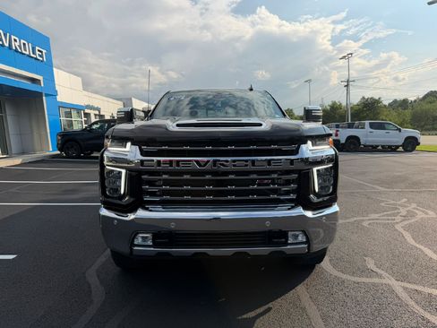 Certified 2023 Chevrolet Silverado 2500 LTZ AWD/4WD image 9