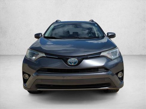 Used 2017 Toyota RAV4 XLE w/ All Weather Liner Package AWD/4WD image 2