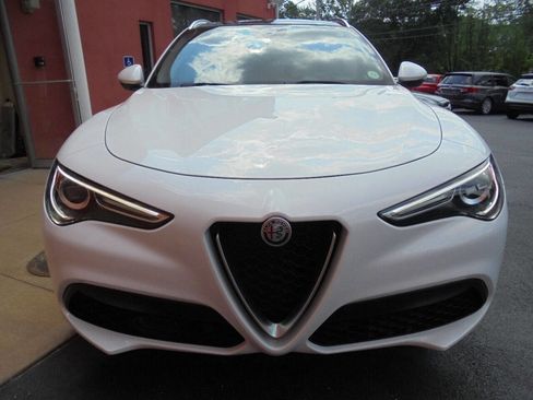 Used 2019 Alfa Romeo Stelvio Ti Lusso w/ Quick Order Package 22X Lusso image 32