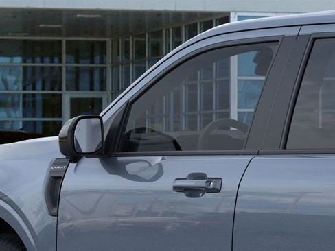 New 2026 Ford Maverick Lariat image 21