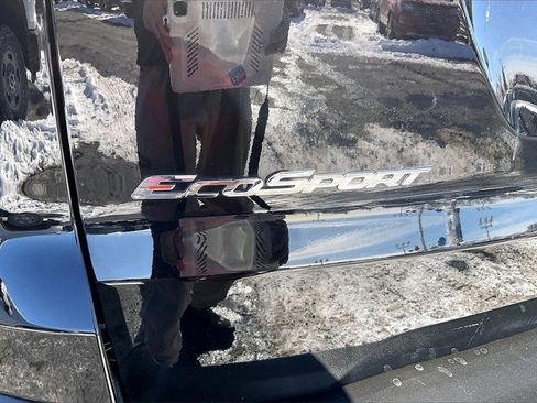 Certified 2021 Ford EcoSport SE w/ SE Appearance Package image 30