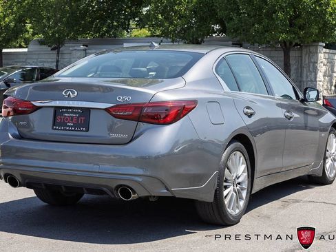 Used 2019 INFINITI Q50 Luxe w/ Essential Package (3.0T Luxe) AWD/4WD image 18