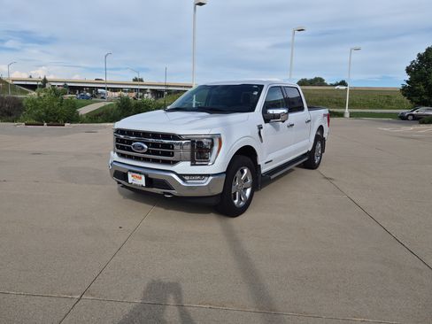 Used 2021 Ford F150 Lariat w/ Equipment Group 502A High AWD/4WD image 2